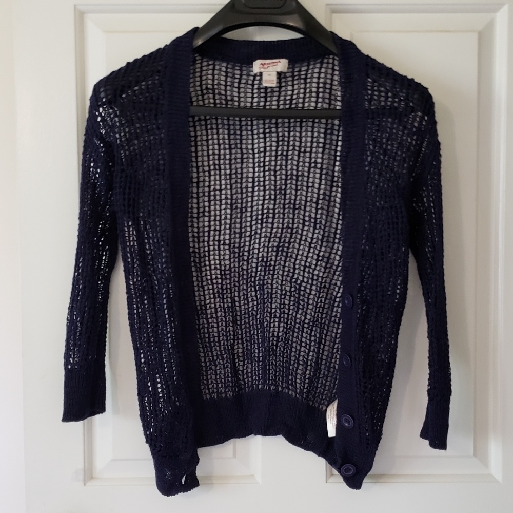 3/$30 Arizona Jean Co crocheted cardigan